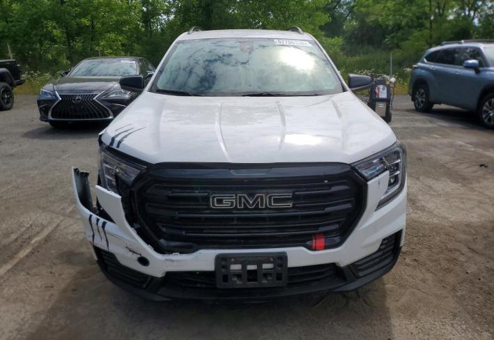 Salvage 2022 Gmc Terrain Sle in White