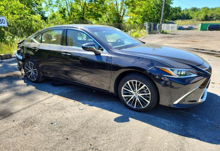 Salvage 2024 Lexus Es 350  in Gray