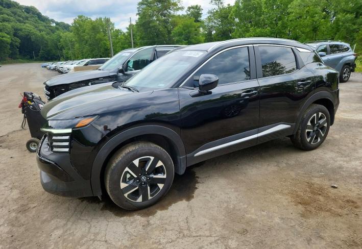 Salvage 2026 Nissan Kicks Sv in Black