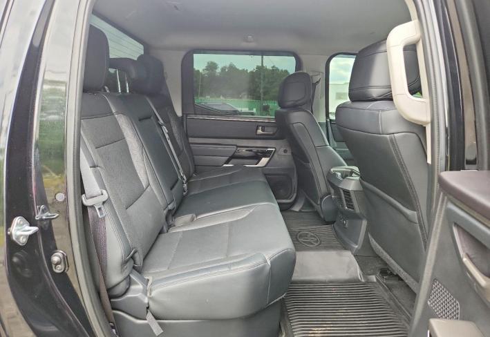 Salvage 2023 Toyota Tundra Limited in Черный