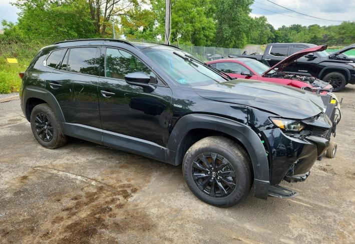 Salvage 2025 Mazda Cx-50 Premium in Black