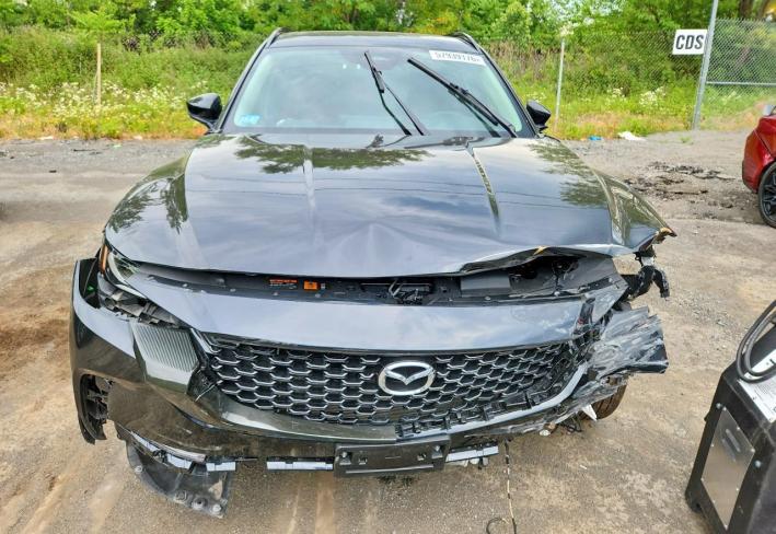 Salvage 2025 Mazda Cx-50 Premium in Black