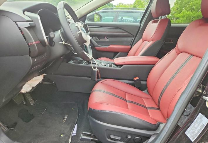 Salvage 2025 Mazda Cx-50 Premium in Black