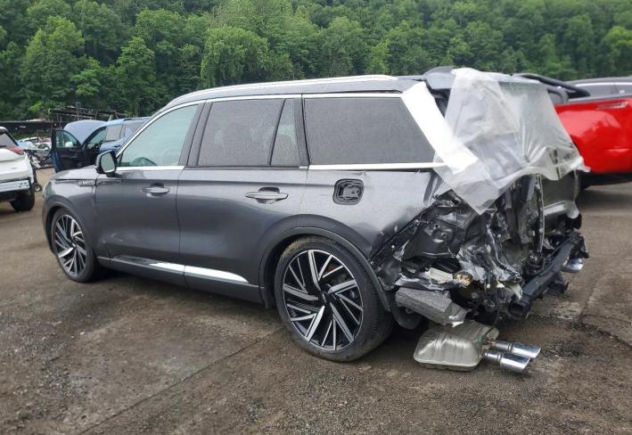 Salvage 2025 Lincoln Aviator Reserve in Серый