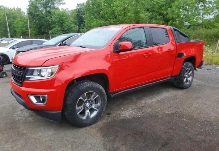 Salvage 2019 Chevrolet Colorado Z71 in Красный
