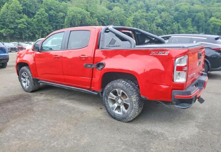 Salvage 2019 Chevrolet Colorado Z71 in Красный