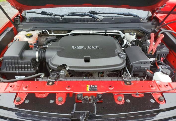 Salvage 2019 Chevrolet Colorado Z71 in Красный