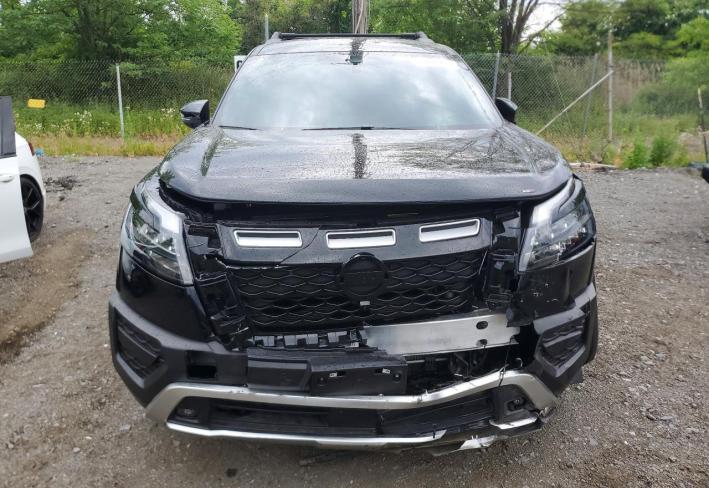 Salvage 2025 Nissan Pathfinder Rock Creek in Black