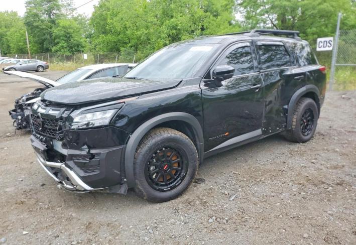Salvage 2025 Nissan Pathfinder Rock Creek in Black