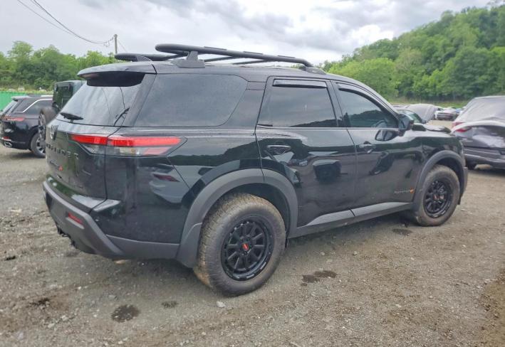 Salvage 2025 Nissan Pathfinder Rock Creek in Black