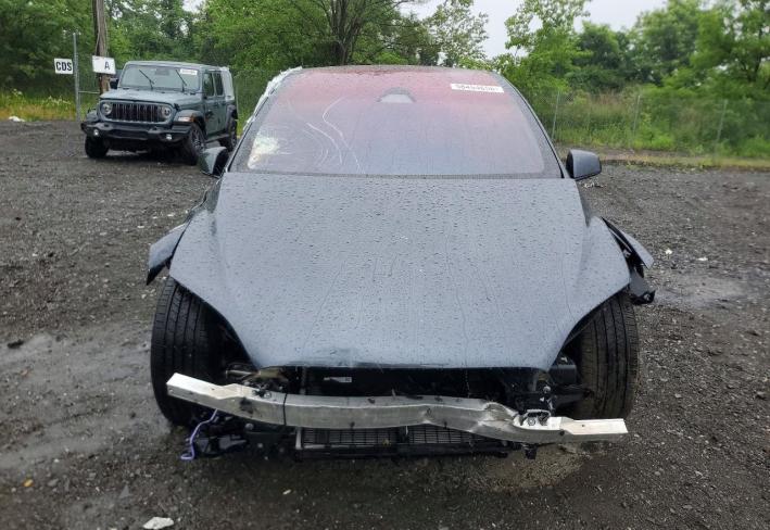 Salvage 2024 Tesla Model X  in Gray