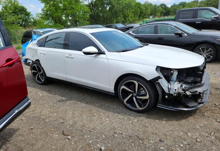 Salvage 2025 Honda Accord Touring Hybrid in White