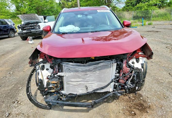 Salvage 2025 Nissan Rogue Platinum in Burgundy
