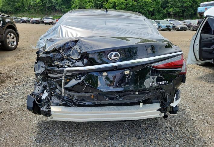 Salvage 2024 Lexus Es 350  in Black