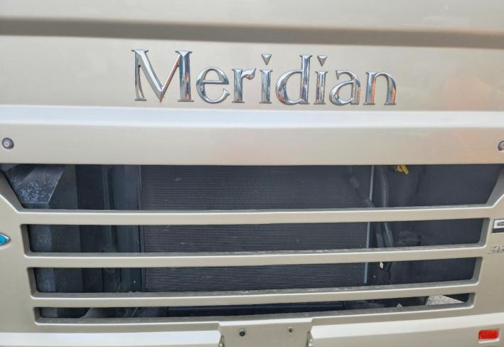 Salvage 2014 Itsca Meridian  in Two Tone