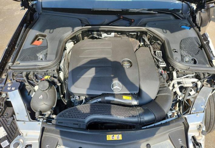 Salvage 2023 Mercedes-benz E 350 4matic in Black