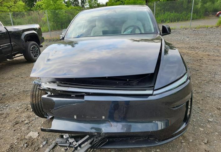 Salvage 2026 Tesla Model Y  in Gray