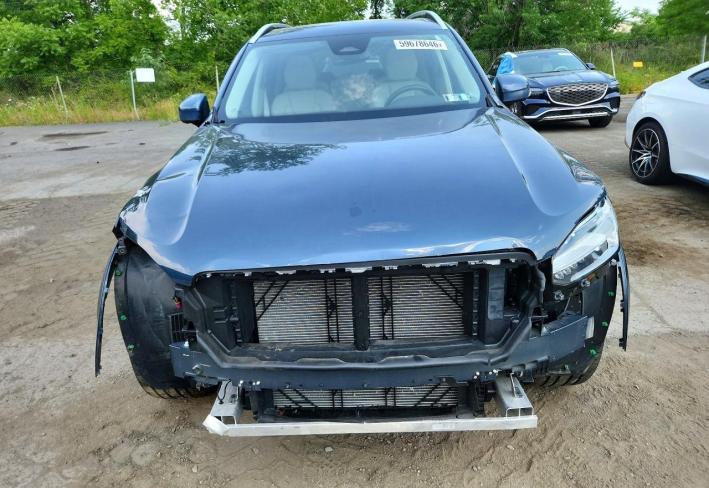 Salvage 2024 Volvo Xc90  in Синий