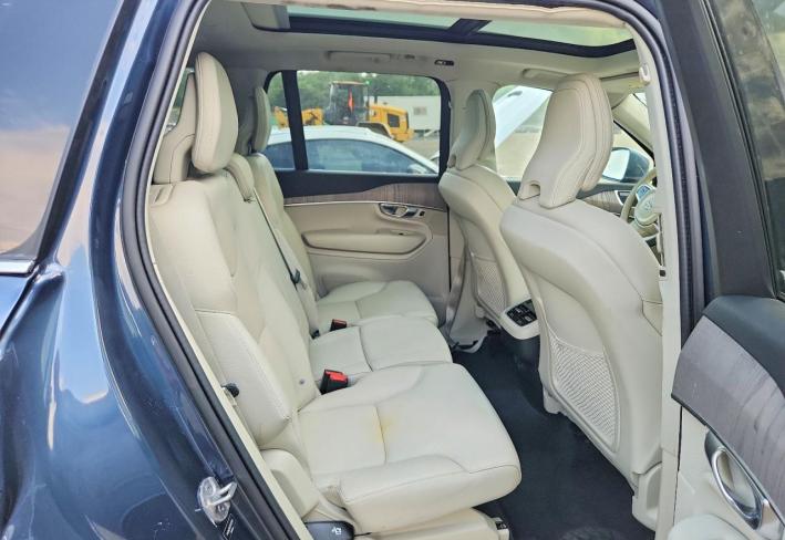 Salvage 2024 Volvo Xc90  in Синий