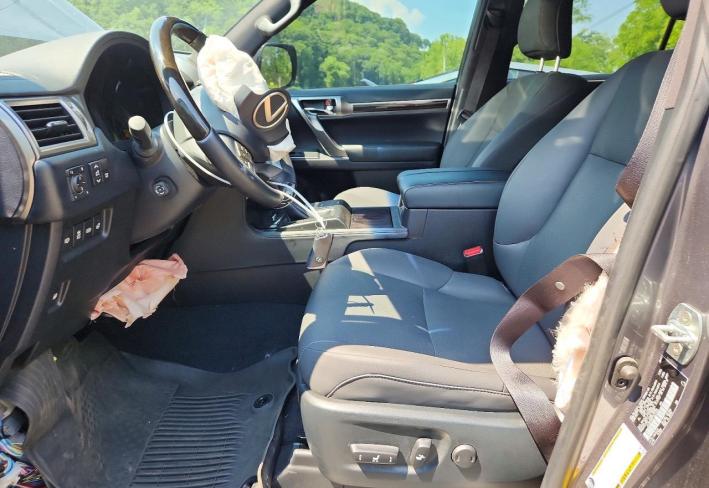 Salvage 2023 Lexus Gx 460  in Серый