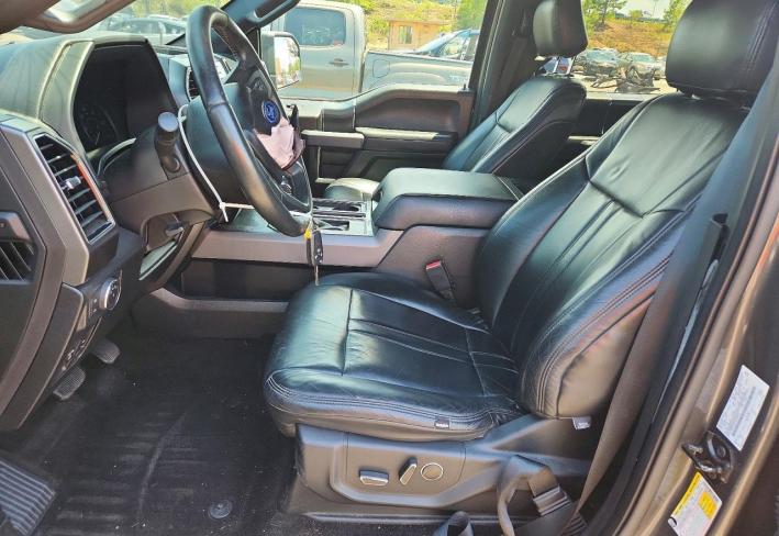 Salvage 2018 Ford F150 Xlt in Серый