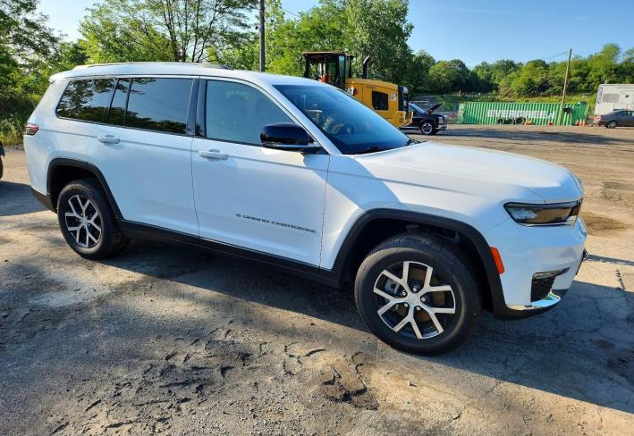 Salvage 2023 Jeep Grand Cherokee L Limited in Белый