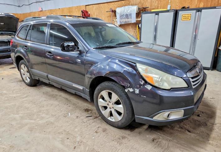 Salvage 2011 Subaru Outback Limited in Черный
