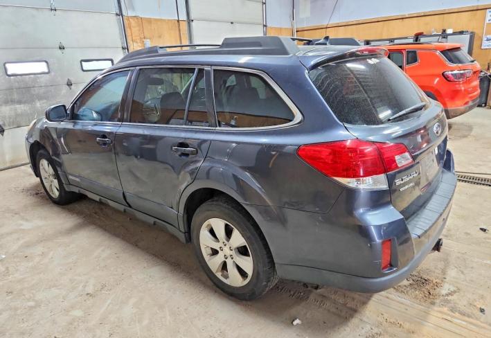 Salvage 2011 Subaru Outback Limited in Черный