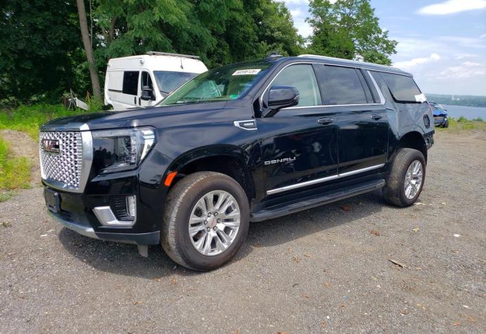 Salvage 2024 Gmc Yukon Xl Denali in Черный