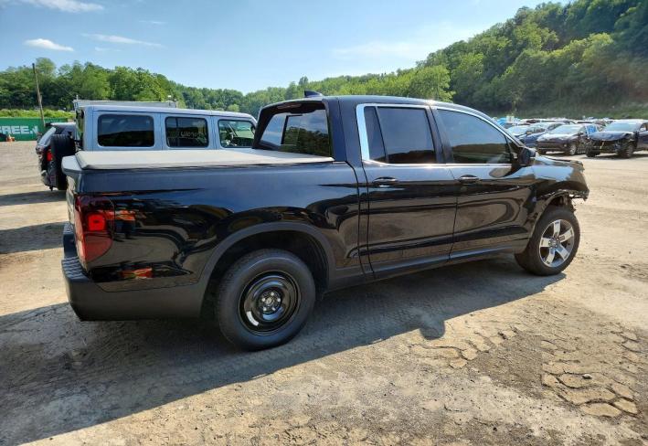 Salvage 2024 Honda Ridgeline  in 
