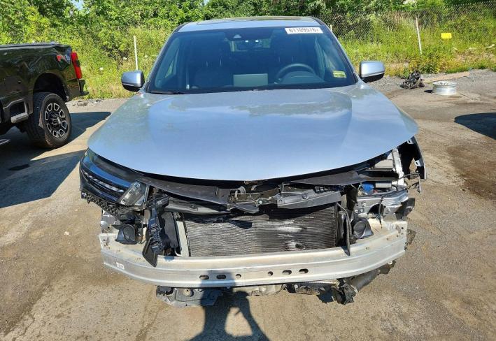 Salvage 2025 Acura Rdx  in Silver