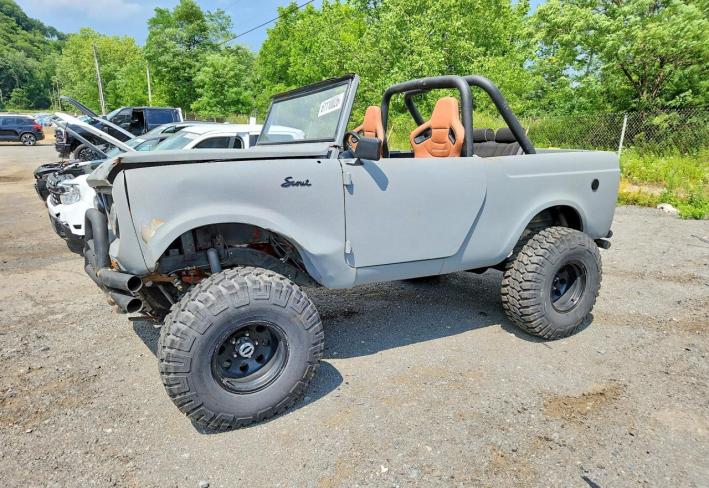 Salvage 1962 International Scout  in Gray