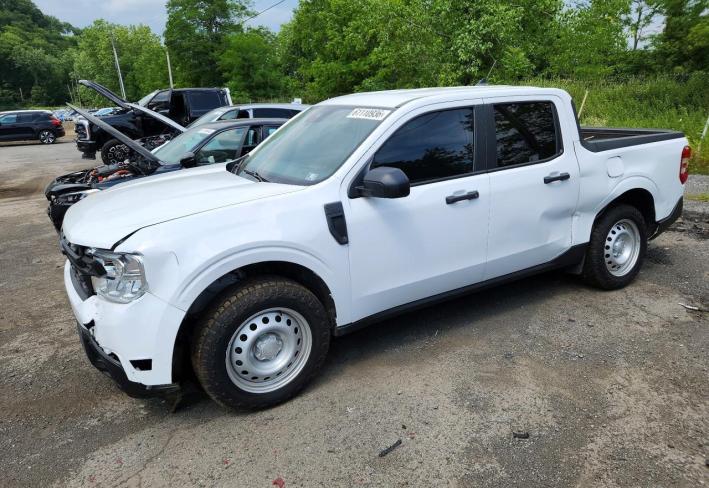 Salvage 2024 Ford Maverick Xl in Серебристый