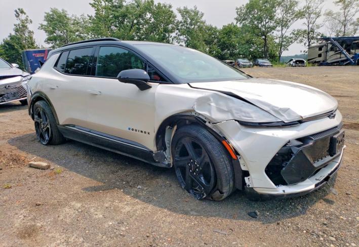 Salvage 2025 Chevrolet Equinox Rs in White
