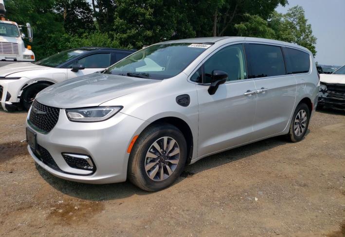 Salvage 2024 Chrysler Pacifica Hybrid Select in Gray