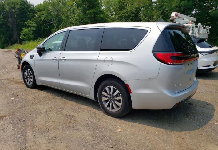 Salvage 2024 Chrysler Pacifica Hybrid Select in Gray