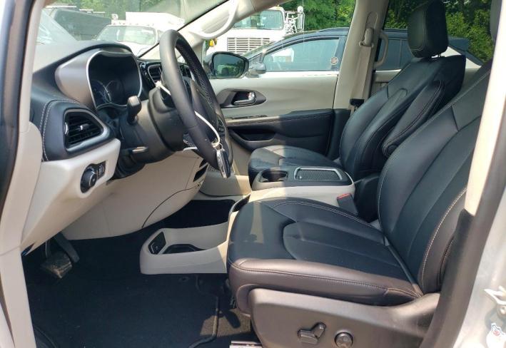 Salvage 2024 Chrysler Pacifica Hybrid Select in Gray