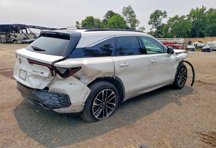 Salvage 2024 Acura Zdx A-spec in Белый