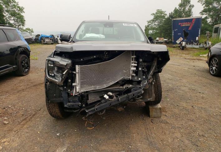 Salvage 2025 Ford Ranger Lariat in Gray