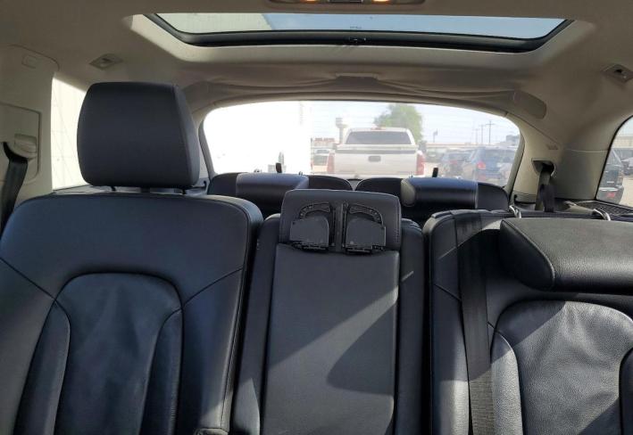 Salvage 2015 Audi Q7 Tdi Premium Plus in Черный