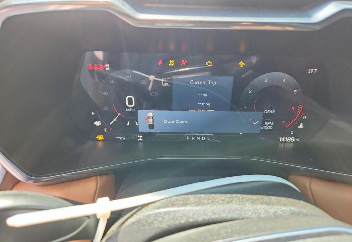 Salvage 2024 Gmc Canyon At4 in White