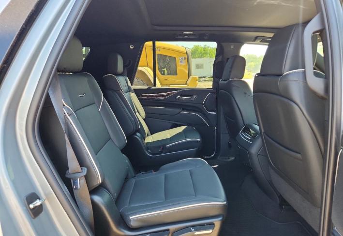 Salvage 2024 Cadillac Escalade Premium Luxury in Серый