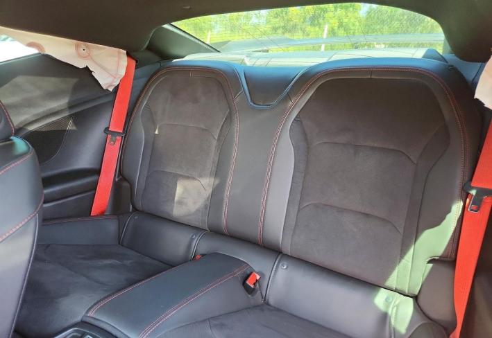 Salvage 2018 Chevrolet Camaro Zl1 in Серебристый