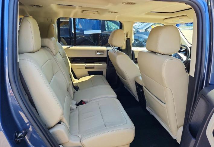 Salvage 2019 Ford Flex  in Синий