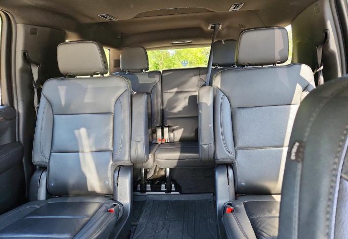 Salvage 2022 Chevrolet Suburban  in Silver