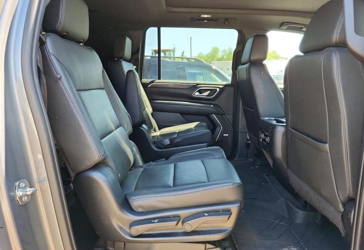 Salvage 2022 Chevrolet Suburban  in Silver