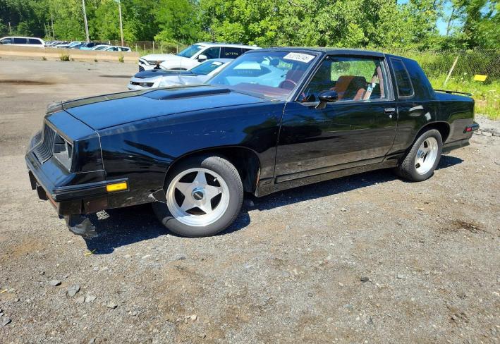 Salvage 1983 Oldsmobile Cutlass Calais in Black