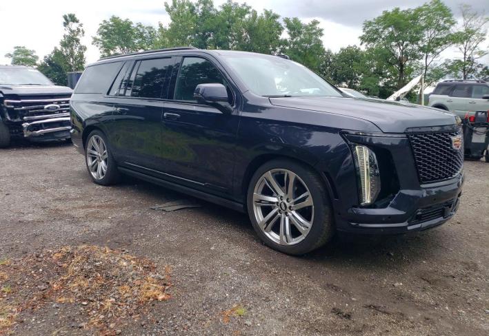 Salvage 2025 Cadillac Escalade Esv Sport in Черный
