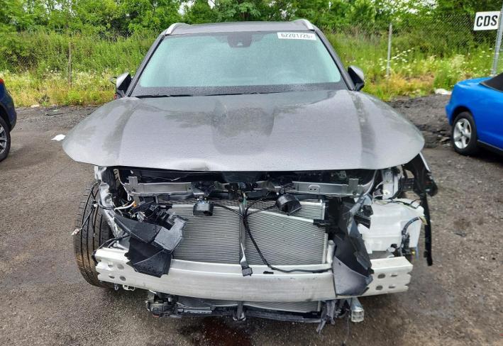 Salvage 2026 Toyota Highlander Xle in Gray