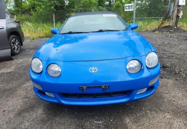 Salvage 1996 Toyota Celica Gt in Blue